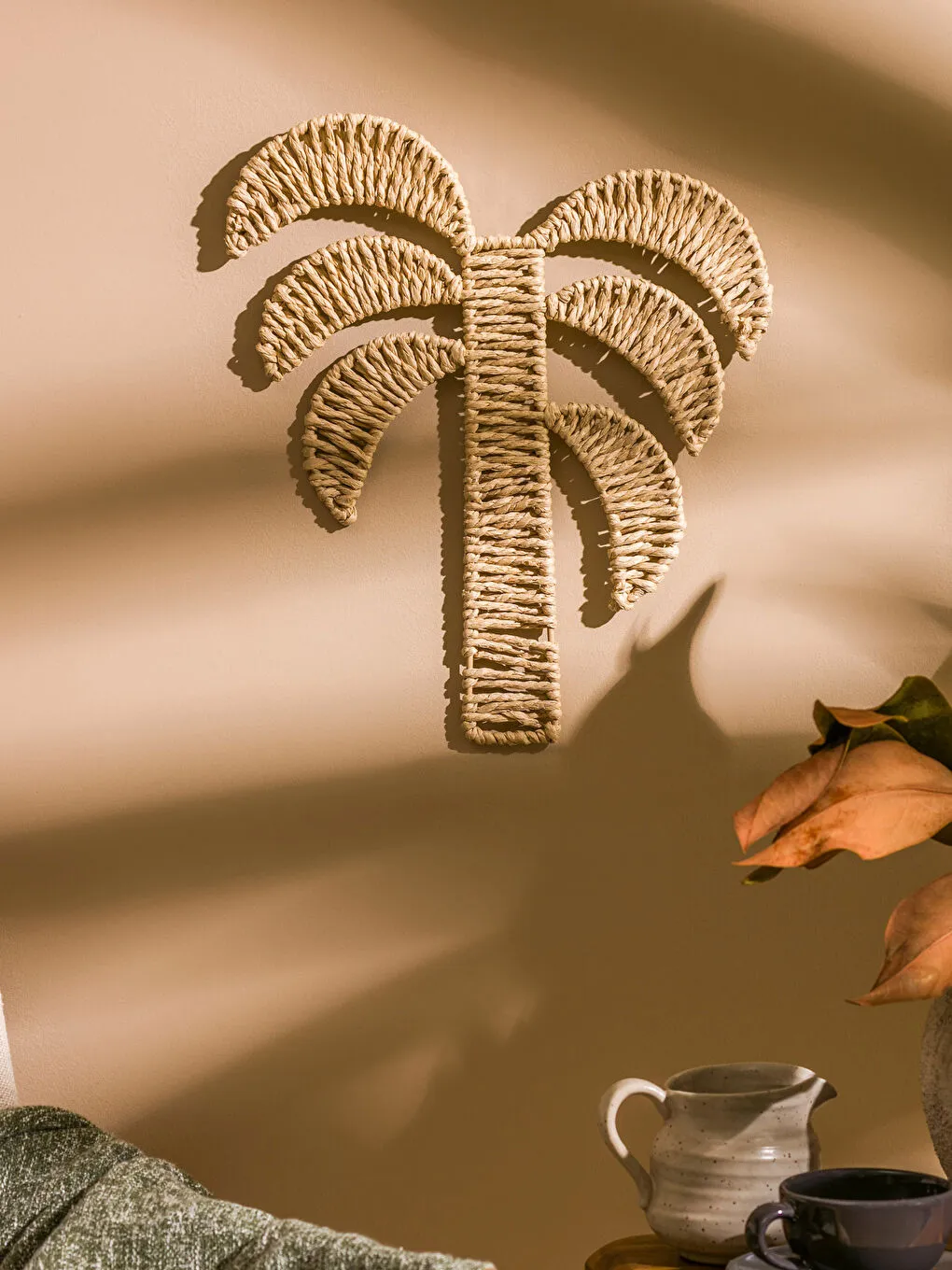 棕榈树草编墙饰