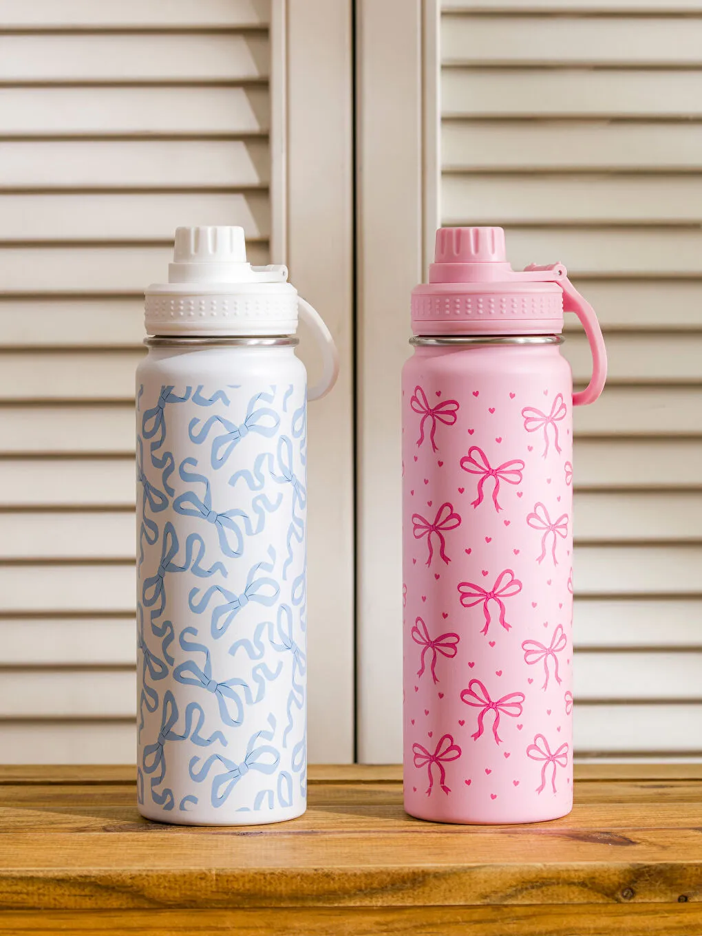 成人彩色钢制水瓶